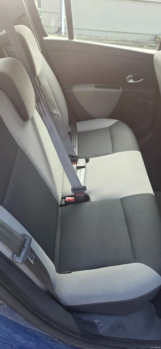 Renault Clio 2012 - Image 1