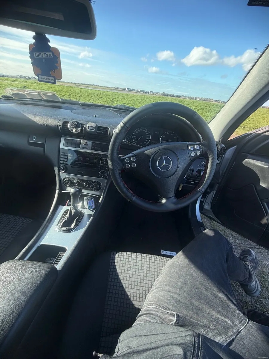 mercedes benz c180 coupe - Image 3