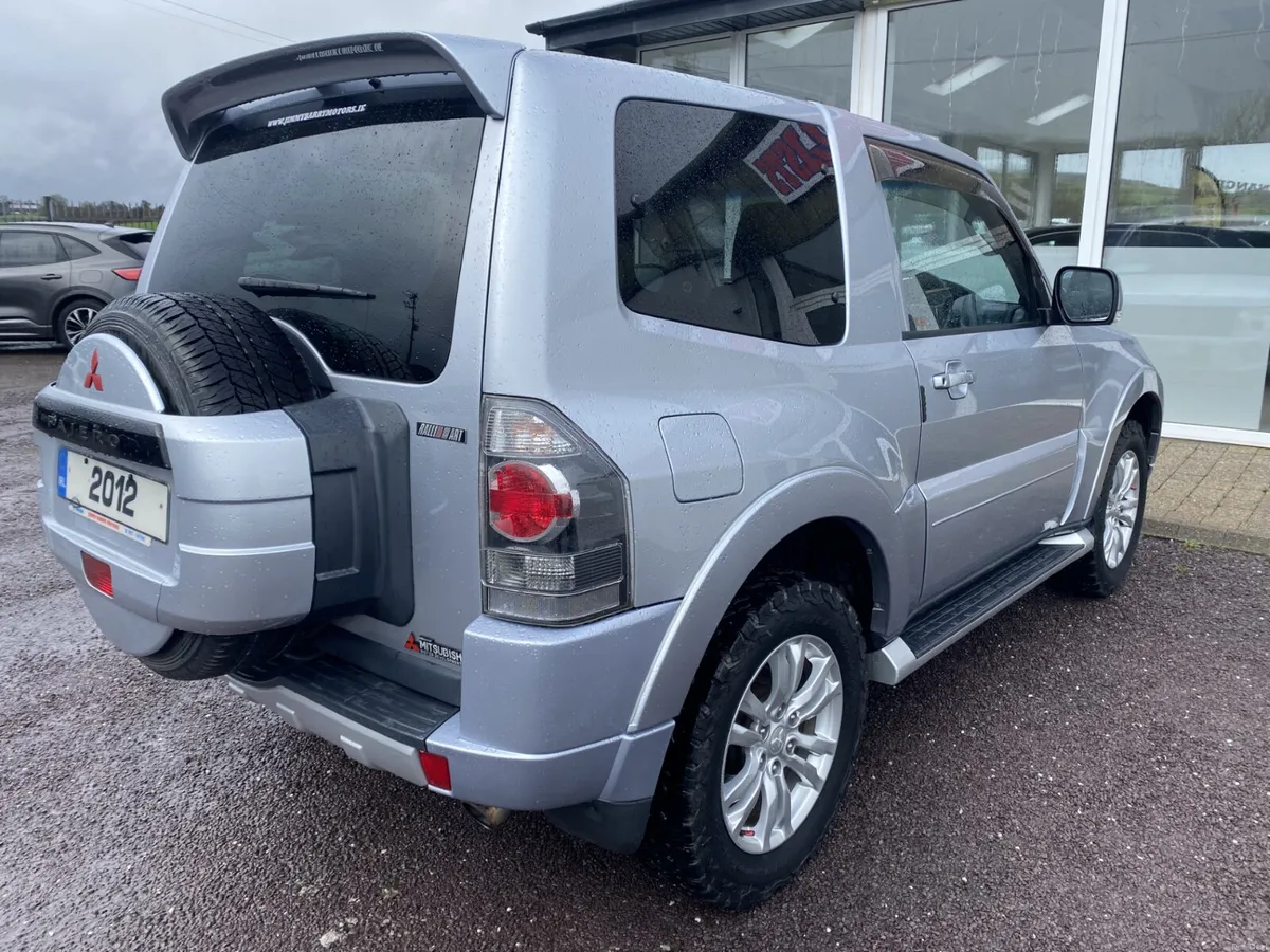 2012 Mitsubishi Pajero SWB Auto - Image 4