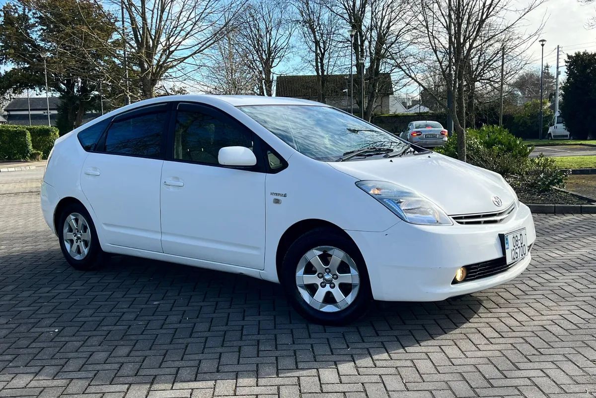 Toyota Prius 2008 1.5 Hybrid nct 8/26 tax 3/26 - Image 2