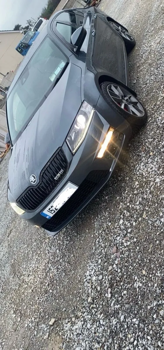 2015 (152) Skoda Octavia vrs 184 bhp - Image 2