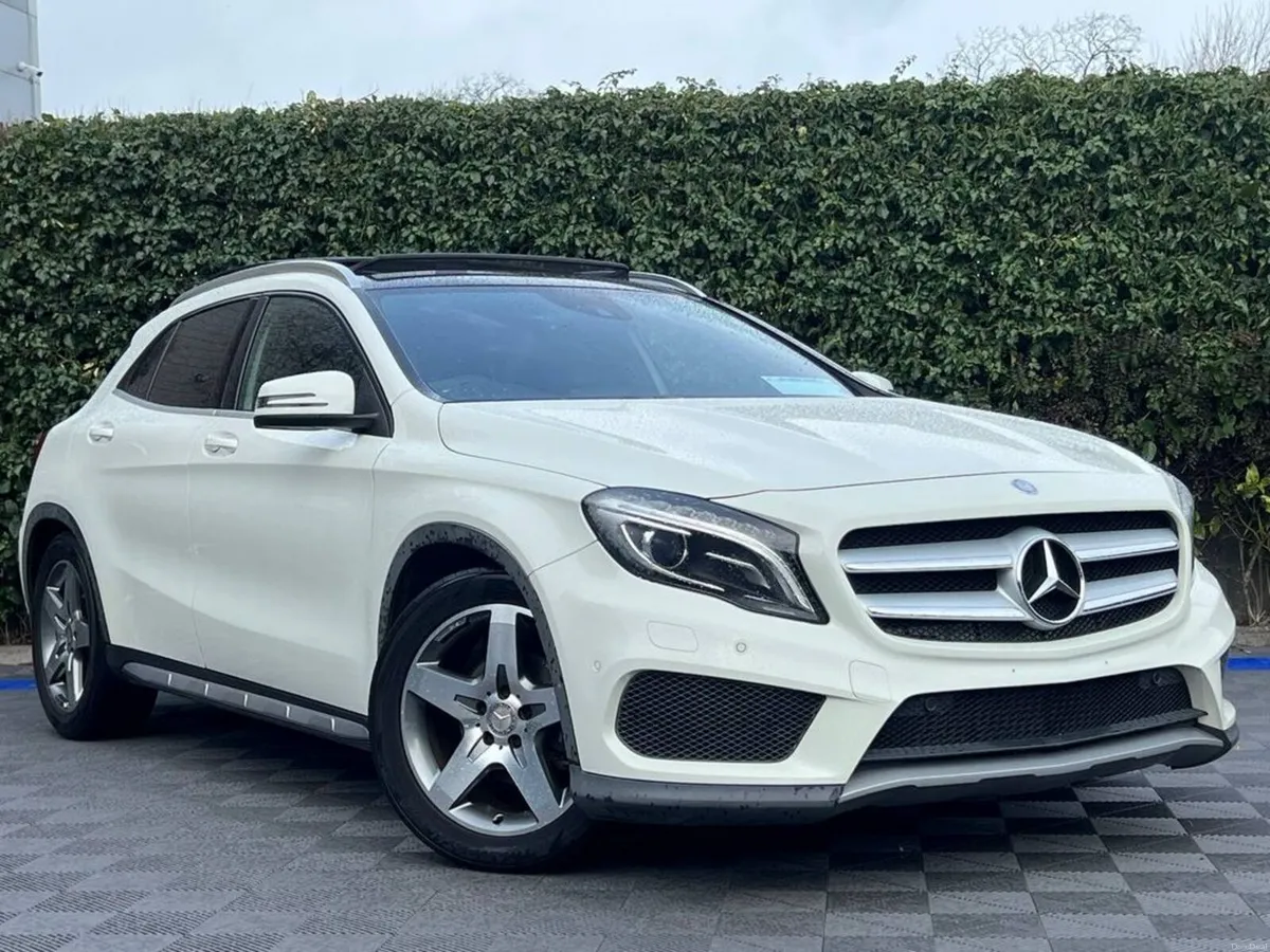 Mercedes-Benz GLA GLA180 AMG-LINE 1.6 ** HUGE SPEC - Image 3