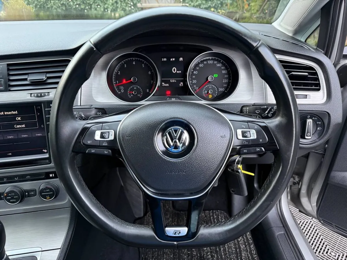 Volkswagen Golf R-LINE PACK 1.2 TSI // LOW MILEAGE - Image 4