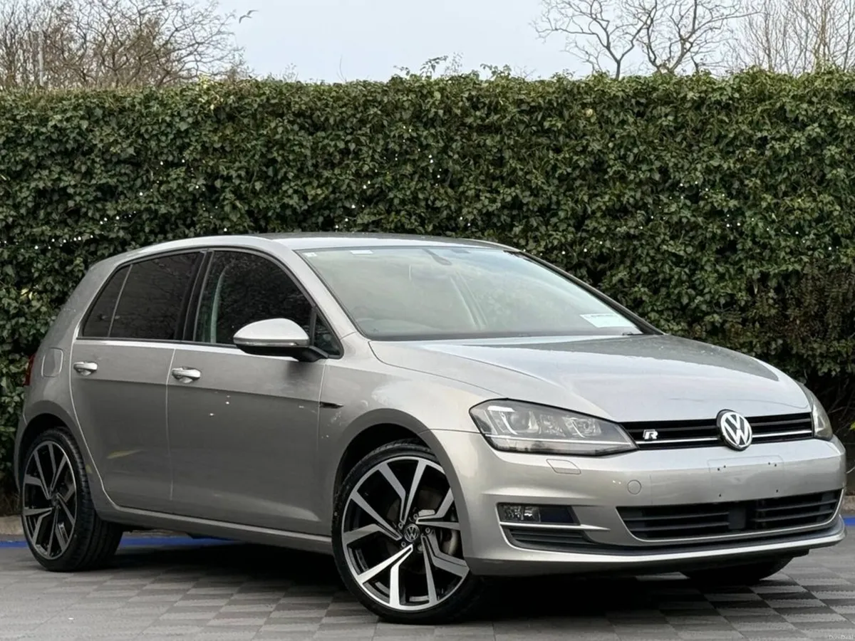 Volkswagen Golf R-LINE PACK 1.2 TSI // LOW MILEAGE - Image 1
