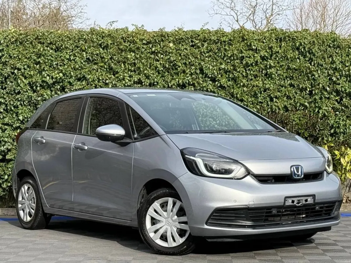 Honda Fit 1.5 HYBRID // ADAPTIVE CRUISE CONTROL // - Image 1