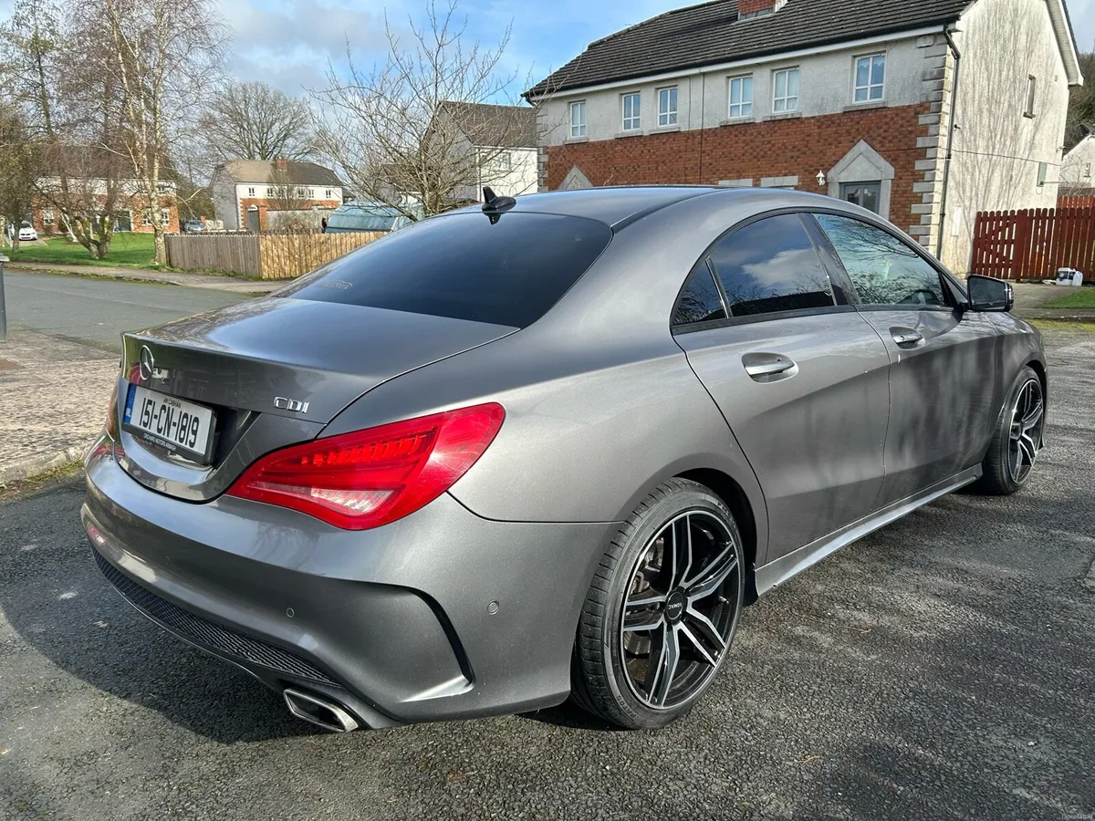 Mercedes-Benz CLA 220 CDI AMG line Auto - Image 4