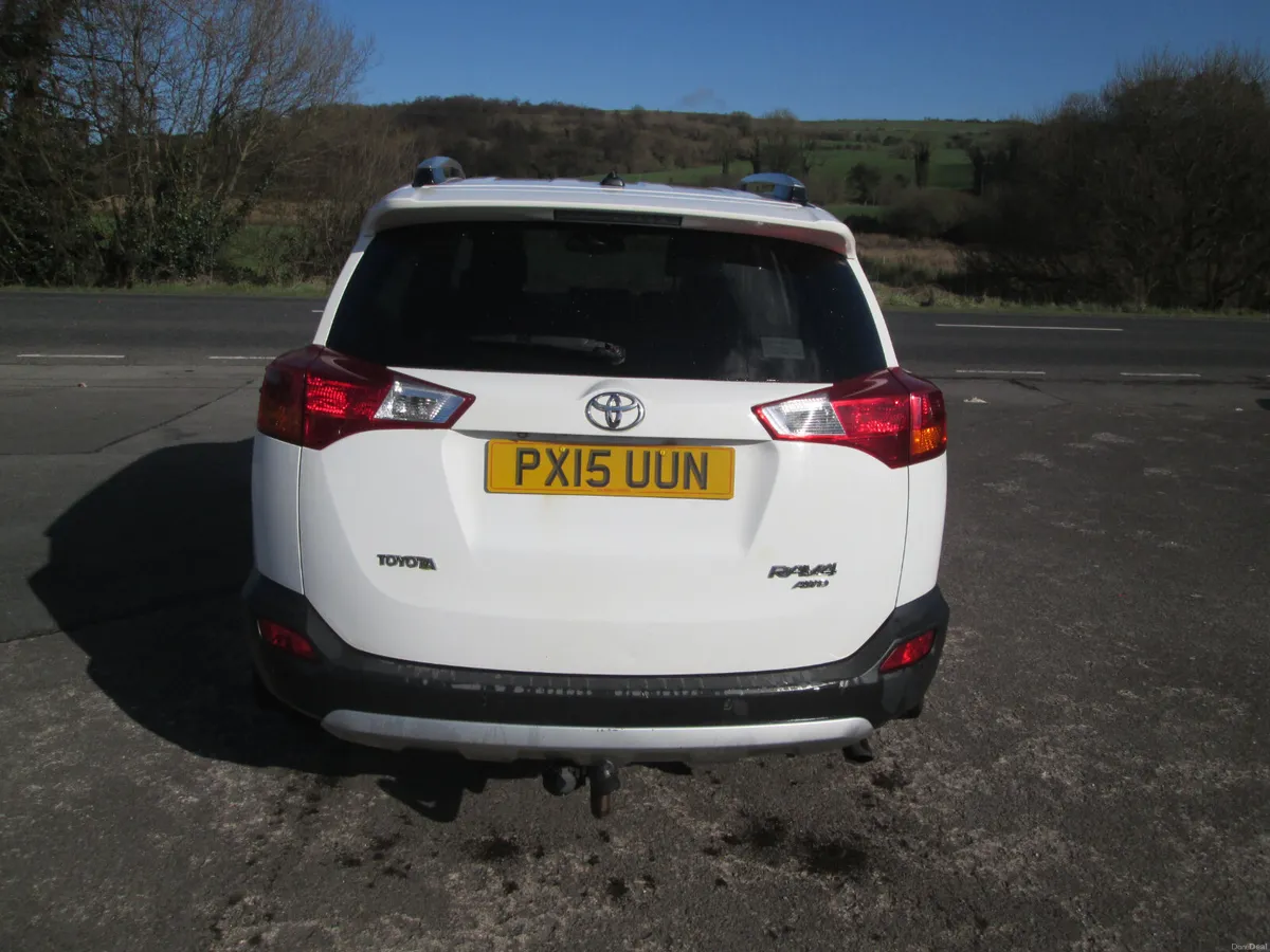 2015  TOYOTA  RAV-4  2.0  D4D  INVINICIBLE  4X4 - Image 6