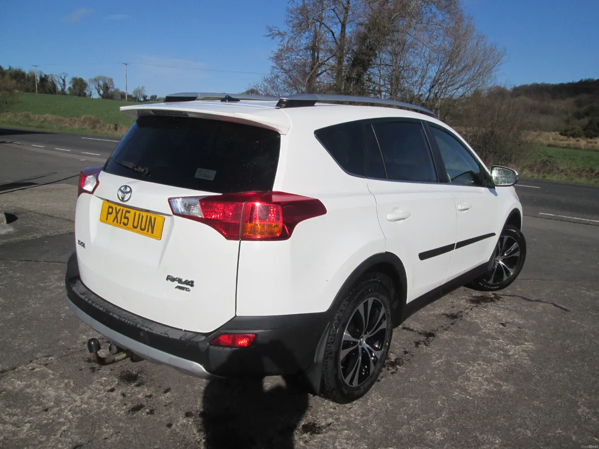 2015  TOYOTA  RAV-4  2.0  D4D  INVINICIBLE  4X4 - Image 5
