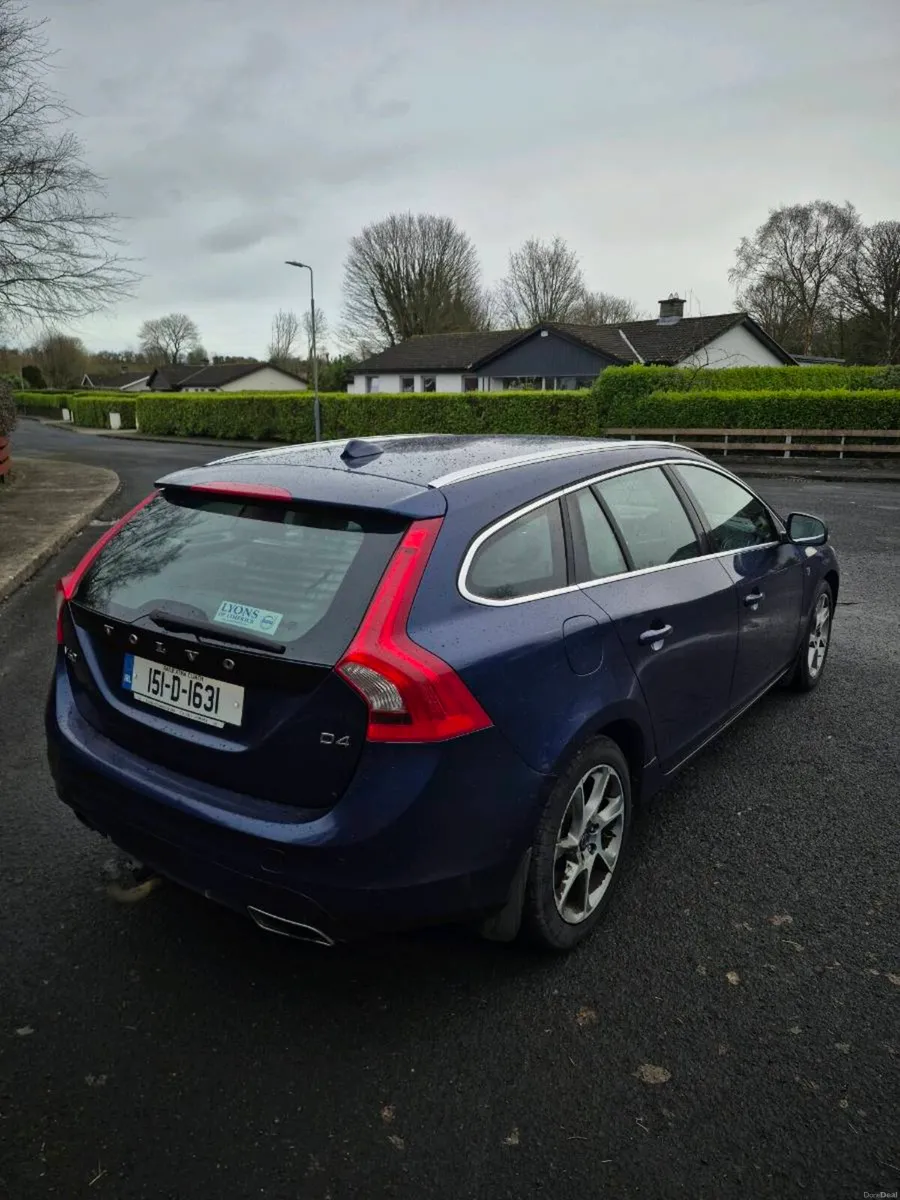 Volvo V60 2015 D4 €5250 - Image 3