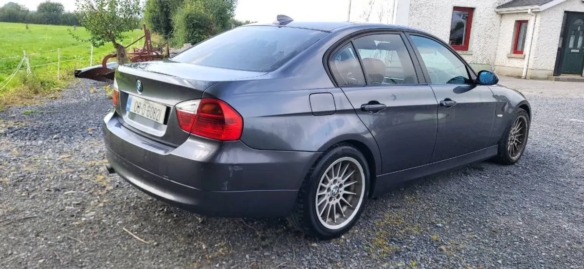 BMW E90 320d - Image 4