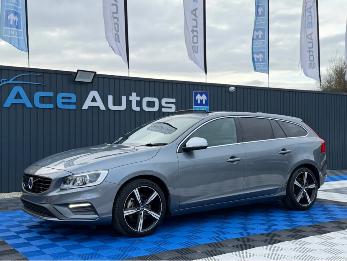 Volvo V60 R-DESIGN D4 - 2.0L DIESEL - AUTO - 12M W - Image 3