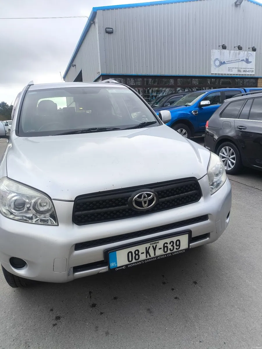 Toyota RAV4 2008 - Image 1