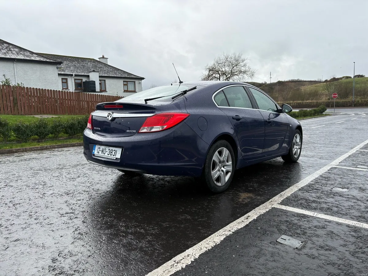 2012 Vauxhall Insignia 2.0 CDTI ECOFLEX - Image 3