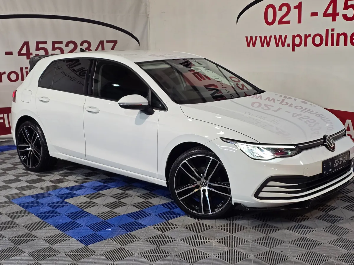 202 VW GOLF MK8 2.0 TDI MANUAL - Image 1