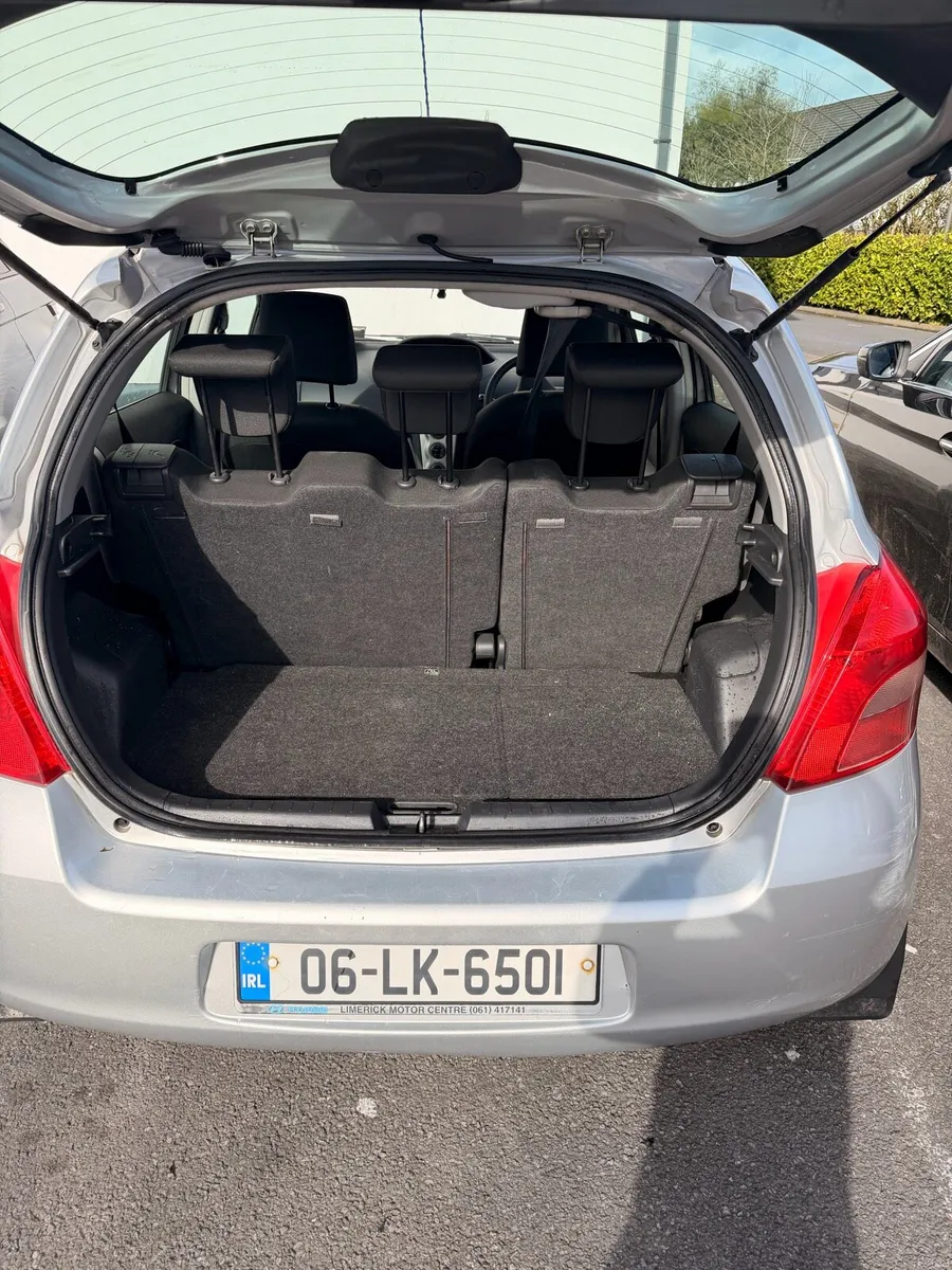 Toyota Yaris - Image 3