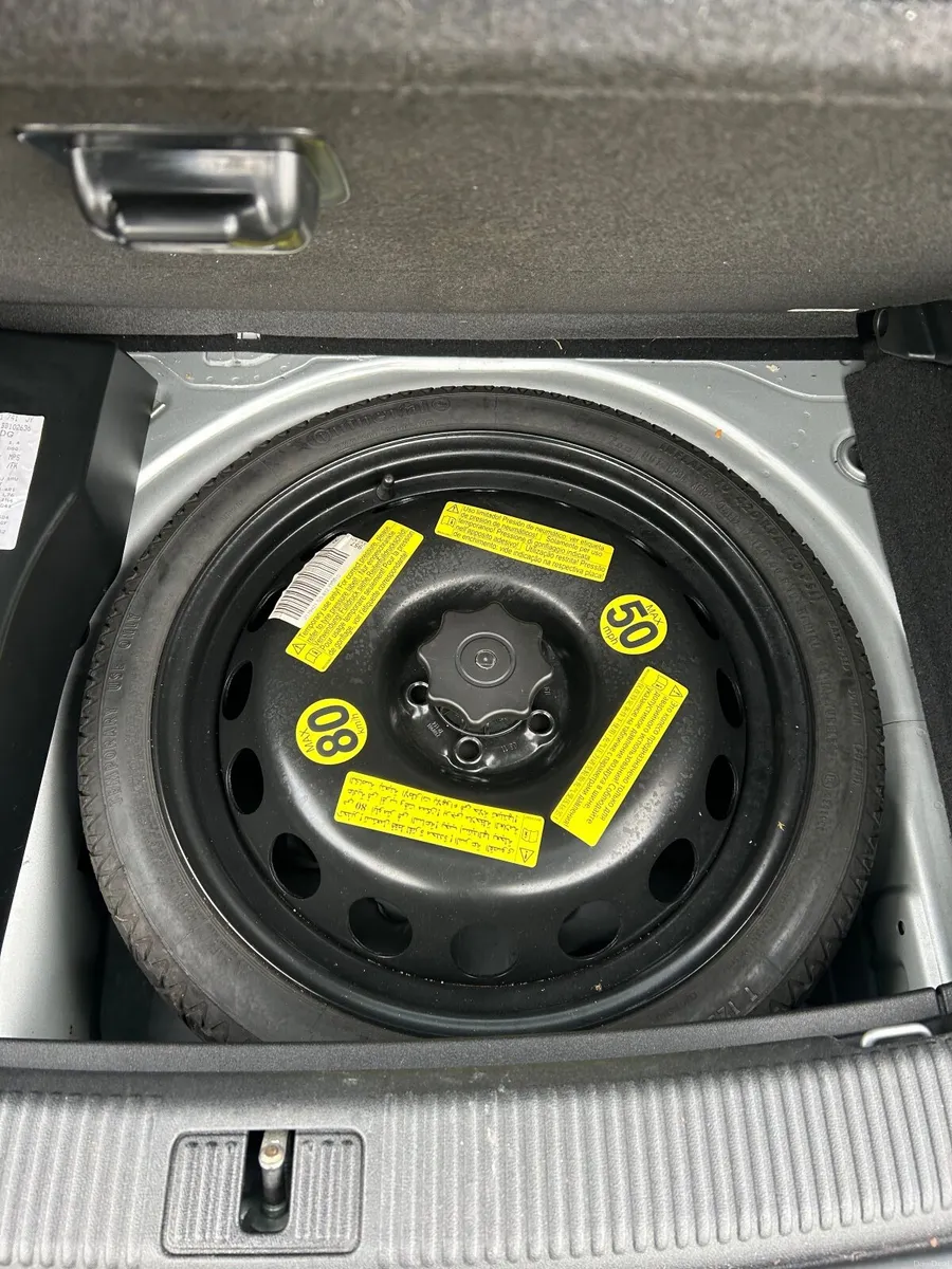 2011AUDI A1 TFSI NCT,TAX & 4 NEW TYRES LOW MILEAGE - Image 4