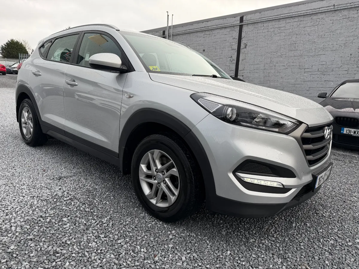 2016 (161) Hyundai Tucson 1.7 D Comfort - Image 1