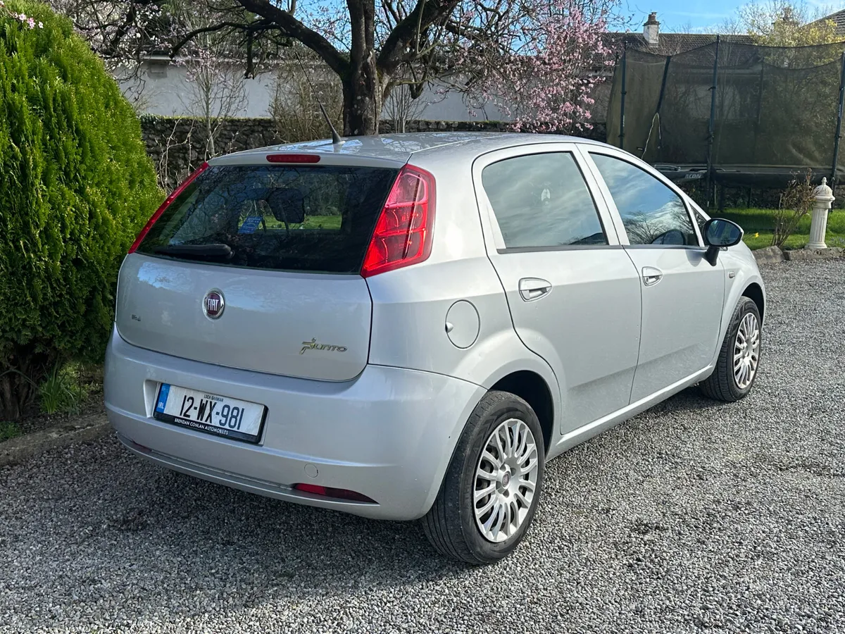 Fiat Punto Ideal Start Car- Easy to insure - Image 4