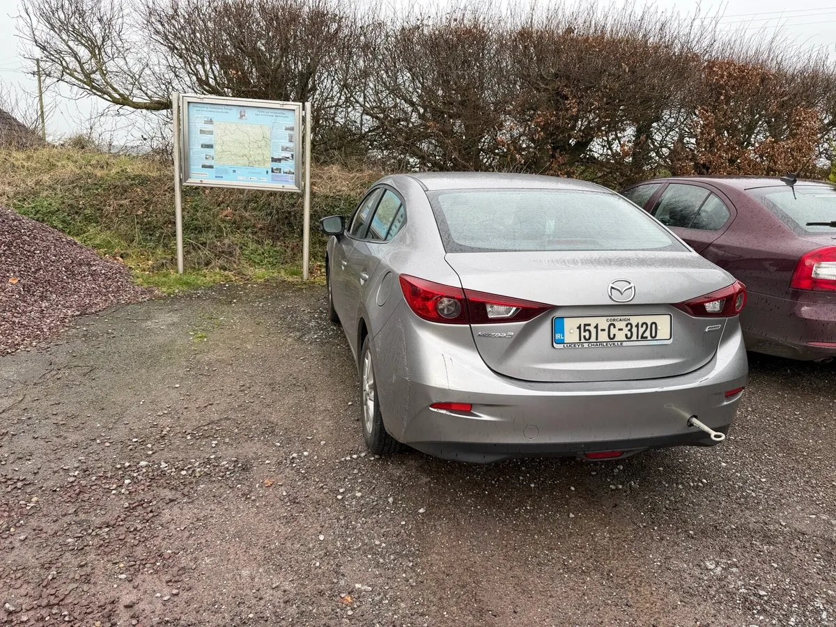 Mazda 3 - Image 2