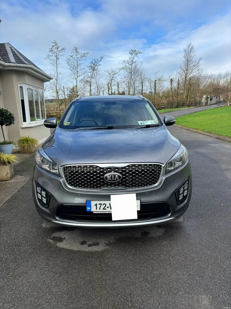 KIA Sorento / 2.2 diesel / 7 seater / 172 / Manual - Image 1
