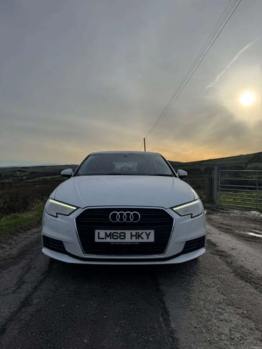 Audi A3 2018 - Image 2