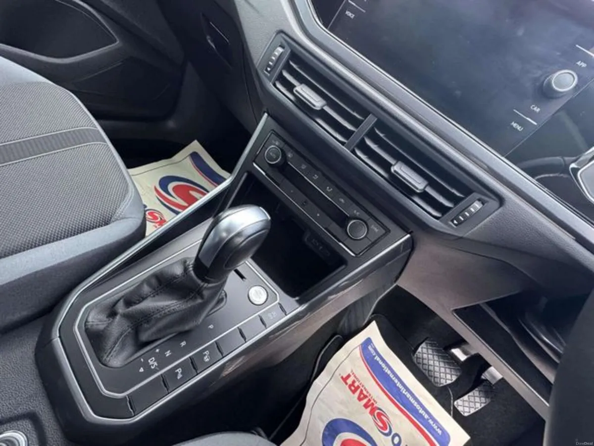 Volkswagen Polo 1.0 TSI HIGH LINE Automatic, Rever - Image 4