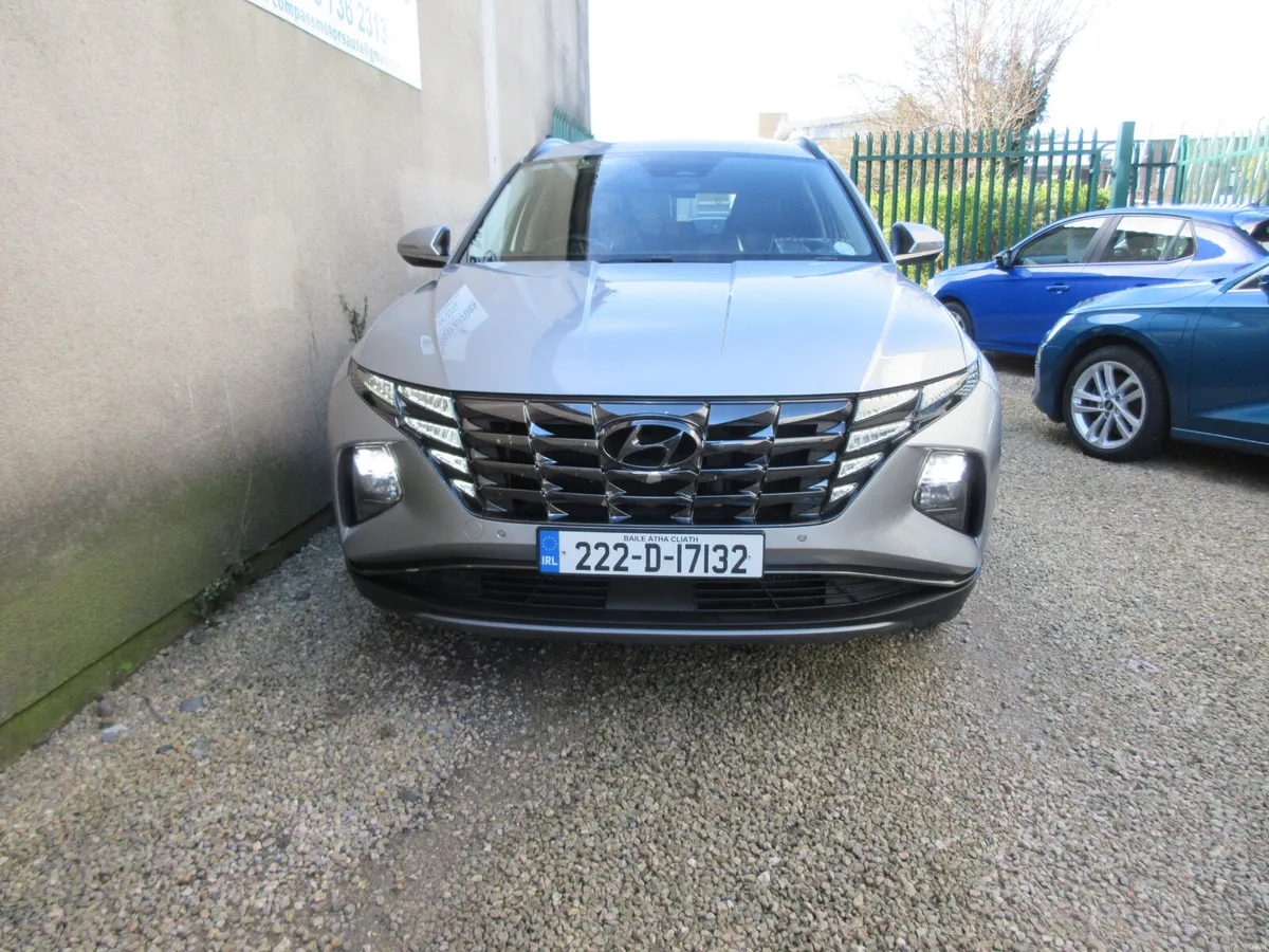 HYUNDAI TUCSON 1.6 DIESEL EXECUTIVE PLUS - Image 2
