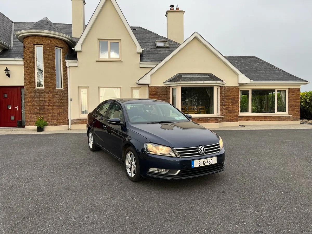 Volkswagen Passat 2013 - Image 1