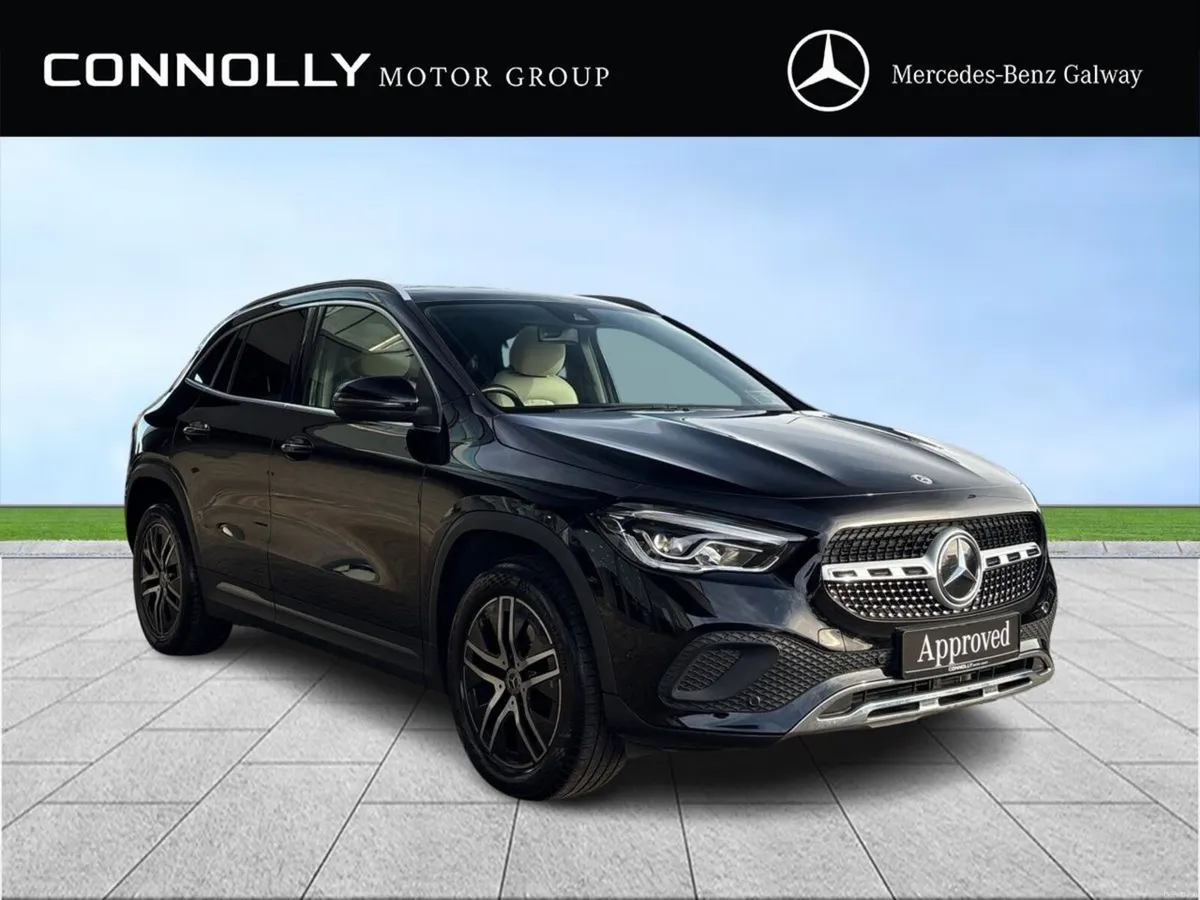 Mercedes-Benz GLA GLA 200d *Panoramic Sliding Sunr - Image 1