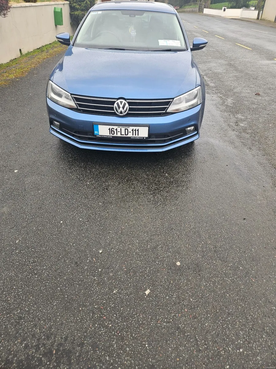 Volkswagen Jetta 2016 - Image 3
