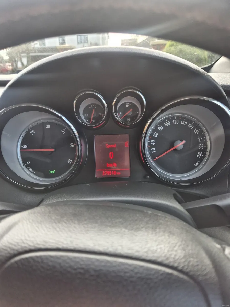 Opel Astra - Image 3