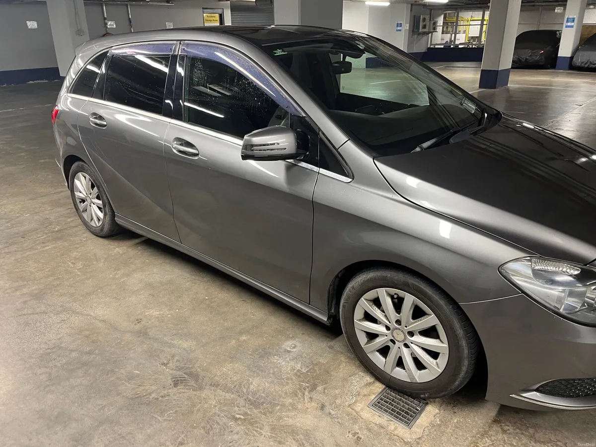 Mercedez Bens B-Class - Image 3