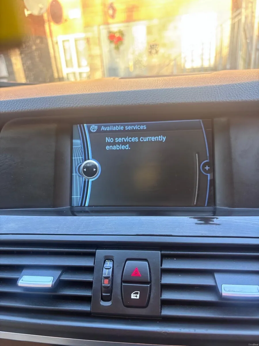 BMW 5-Series 2011 - Image 3