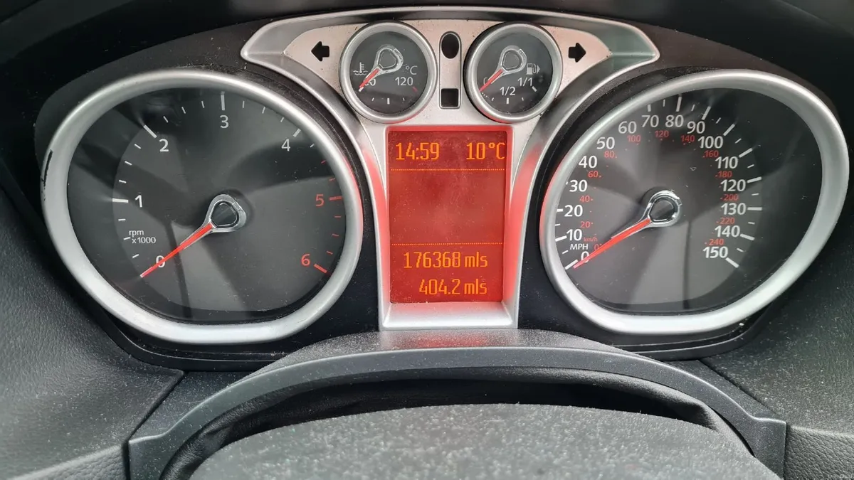 Ford Focus 1.6 Litre Diesel 5-speed manual108 BHP - Image 4