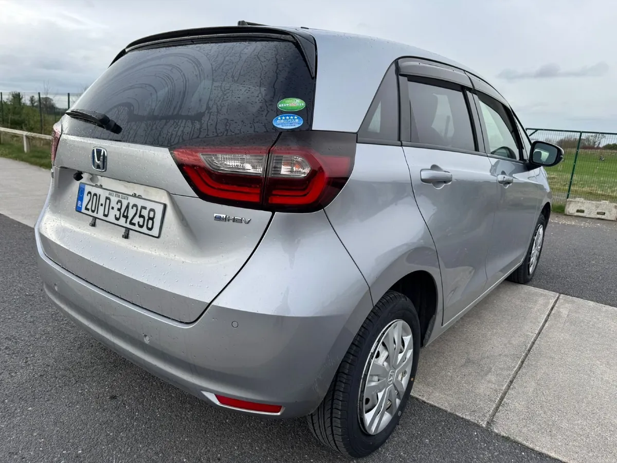 HONDA FIT 2020 - RARE: 4WD - 1.5L E:HEV - Image 3