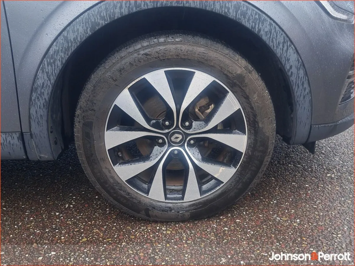 Renault Arkana ICONIC E-TECH HYBRID 145 AUTO - Image 4