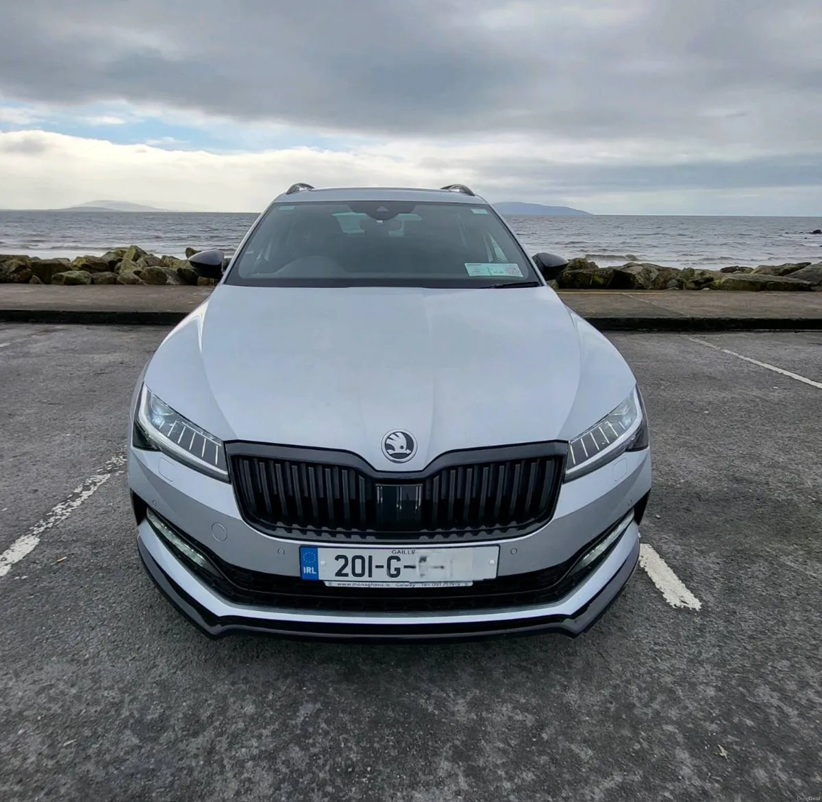 Skoda Superb Sportline Auto - Image 2