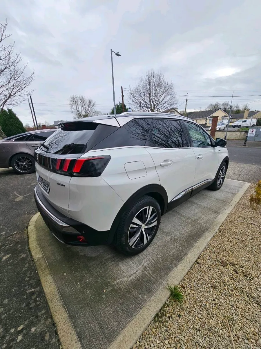 Peugeot 3008 GT Auto *High Spec* - Image 3