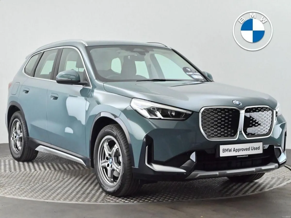 BMW iX1 eDrive20 xLine - Image 1