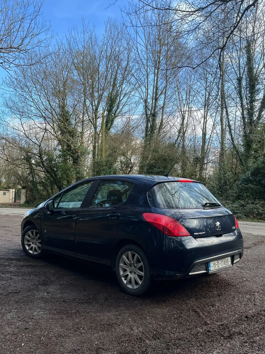 2011 Peugeot 308 - Image 2