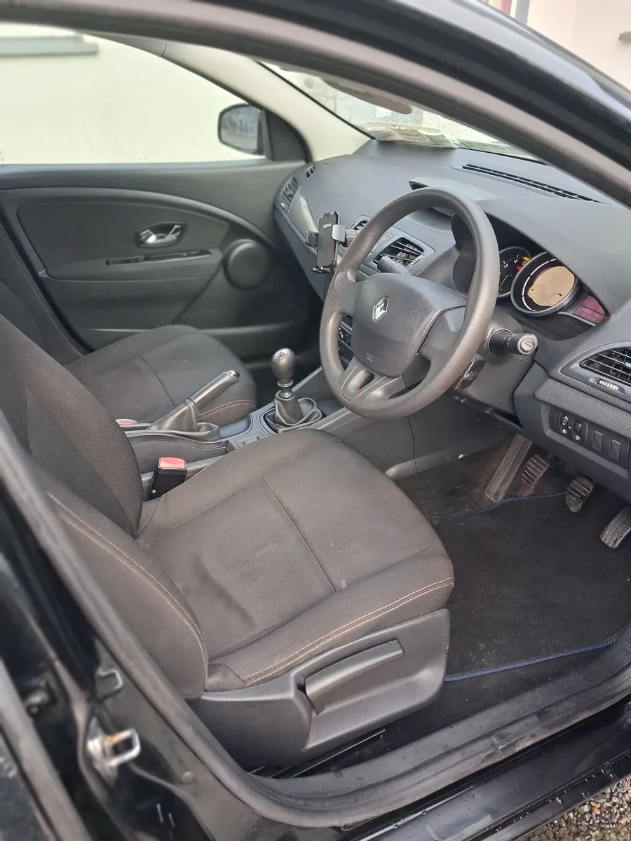 Renault Fluence 2013 - Image 3