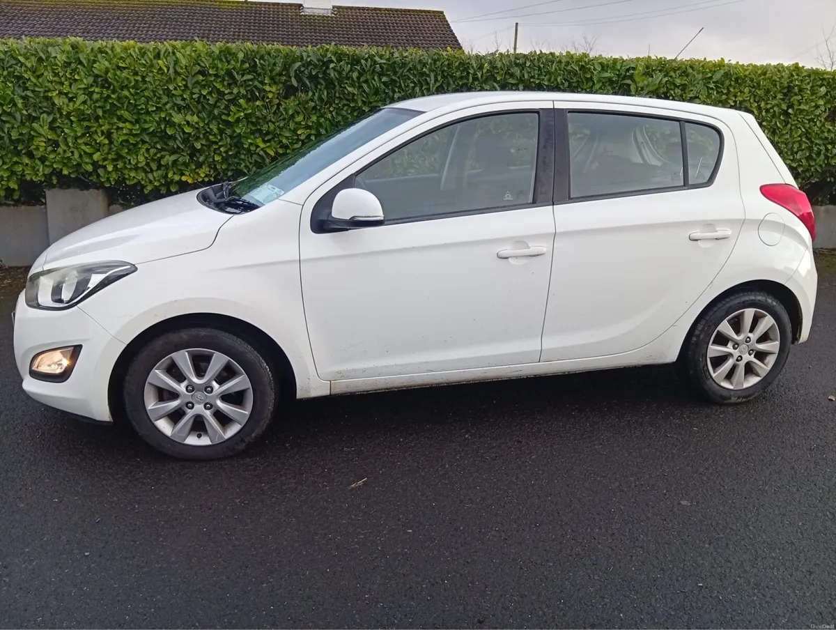 ⭐️2012 Hyundai i20 Only 80,000 Miles New Nct⭐️ - Image 4