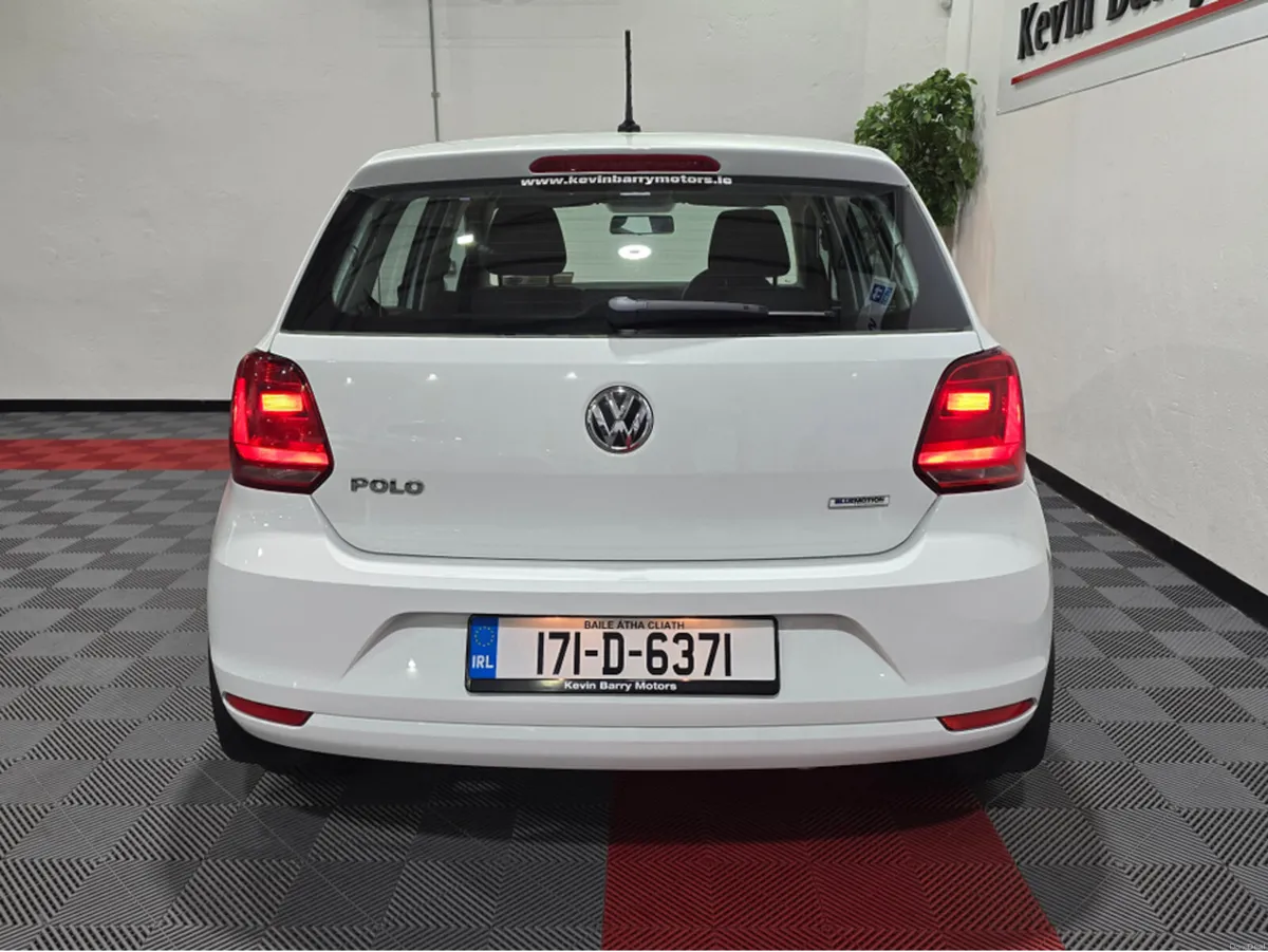 Volkswagen Polo 1.0 TRENDLINE 60BHP 5 SPEED MANUAL - Image 3