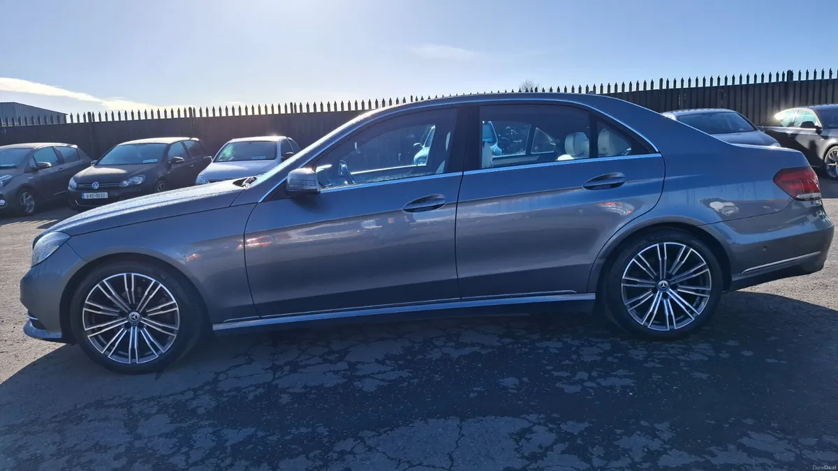 Mercedes-Benz E-Class 2016 - Image 3
