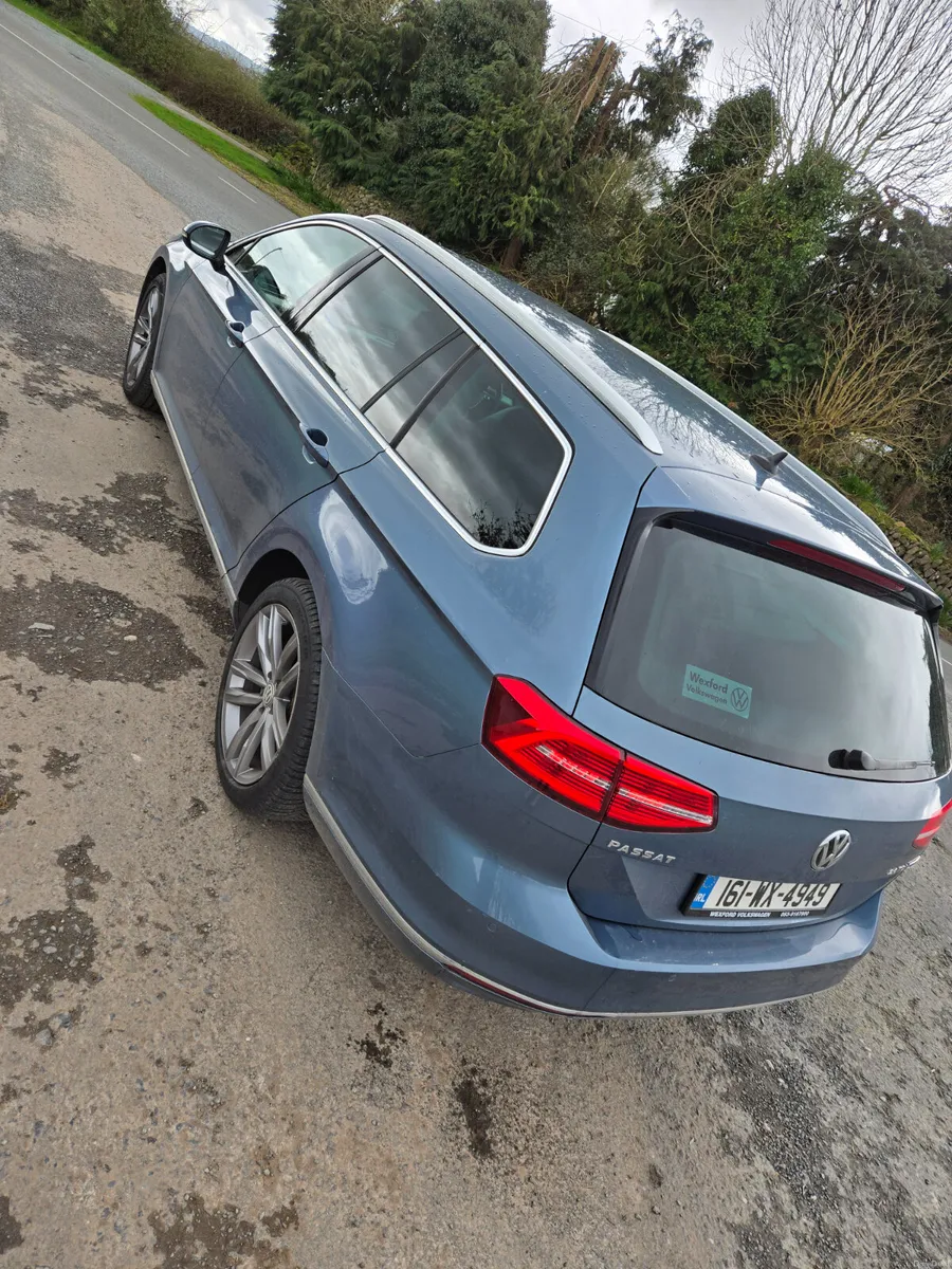 Volkswagen Passat 2016 - Image 4