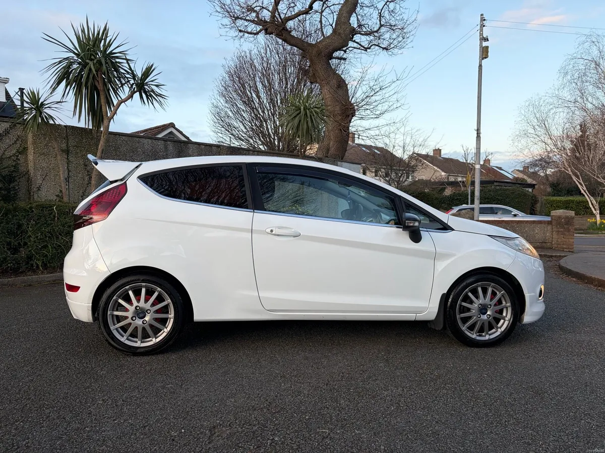 Ford Fiesta 1.25 Petrol - Image 3