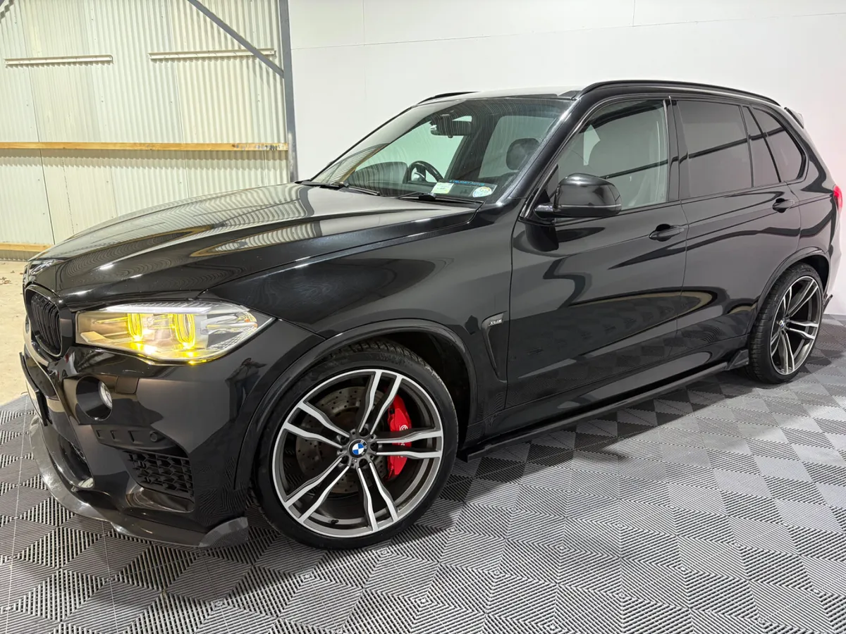 15 BMW X5 M Sport XDrive 30D 7 Seats - Image 3