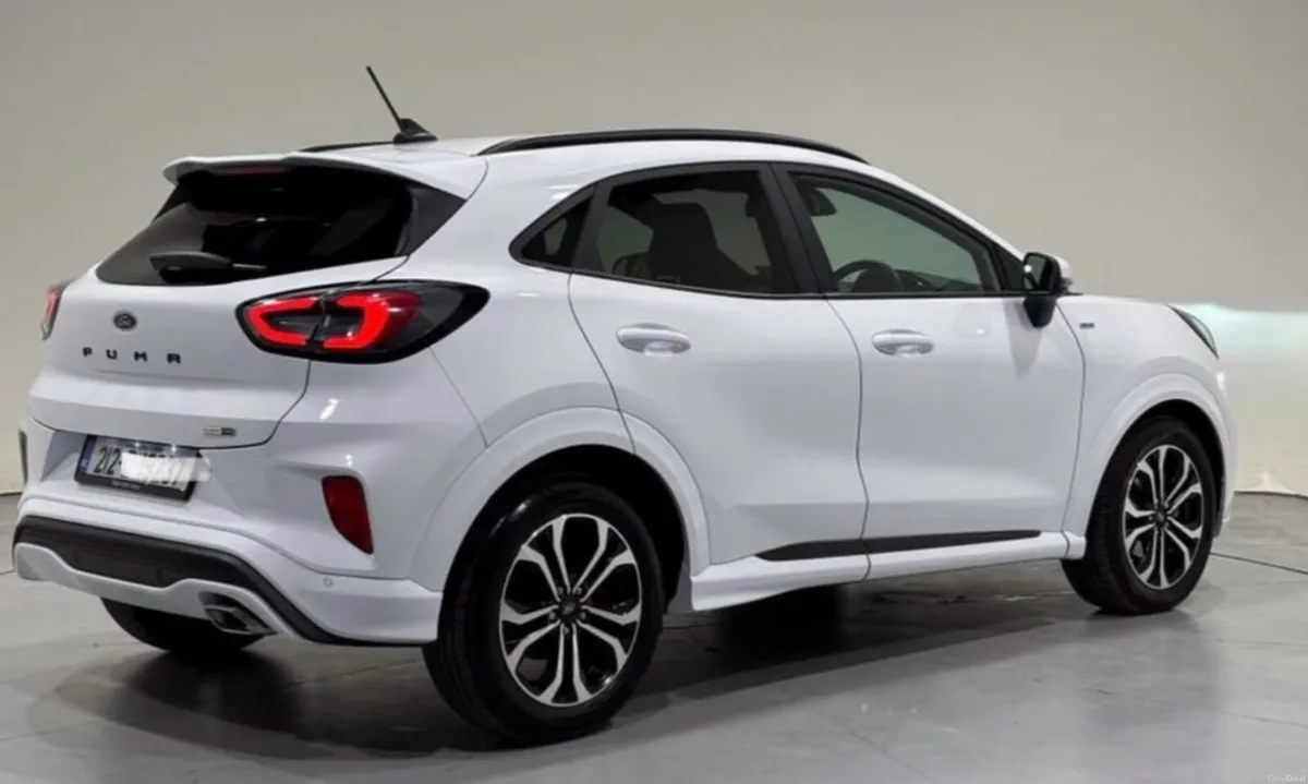 Ford Puma  ST Line  1.0T 125 MHEV. Low Mileage - Image 2