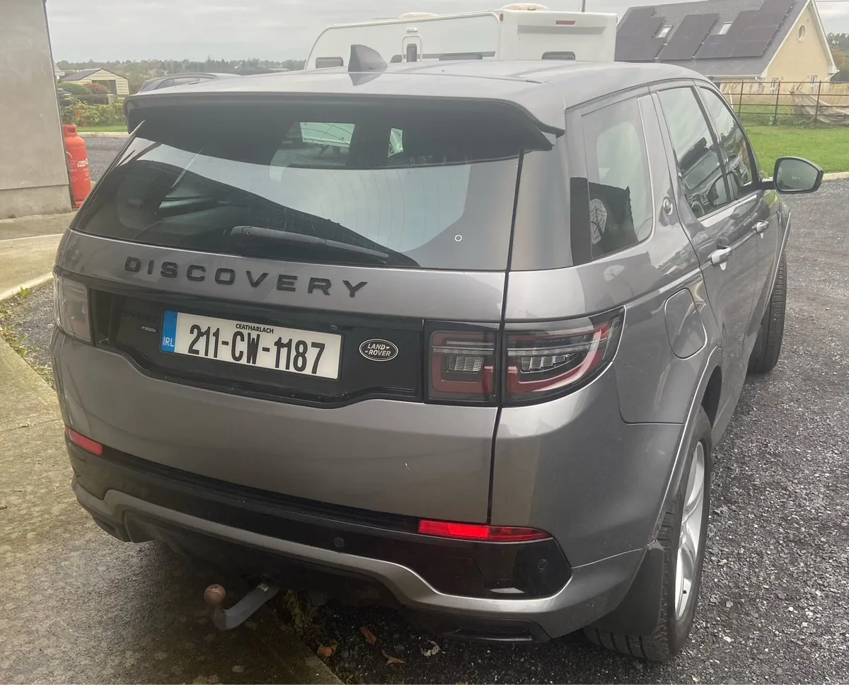 Discovery Sport High Spec R-Dynamic 300HP Plug-in - Image 3