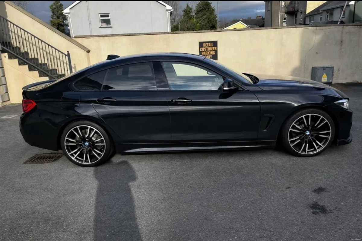 BMW 4-Series 2017 - Image 2